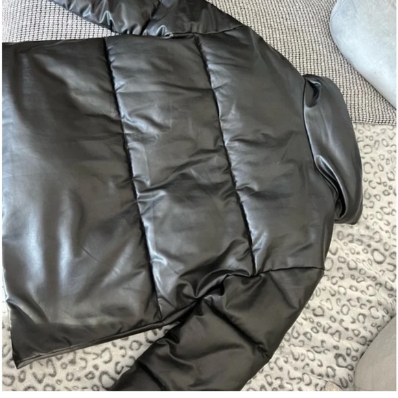 dynamite ladies vegan leather city puffer. size medium - Picture 2 of 6